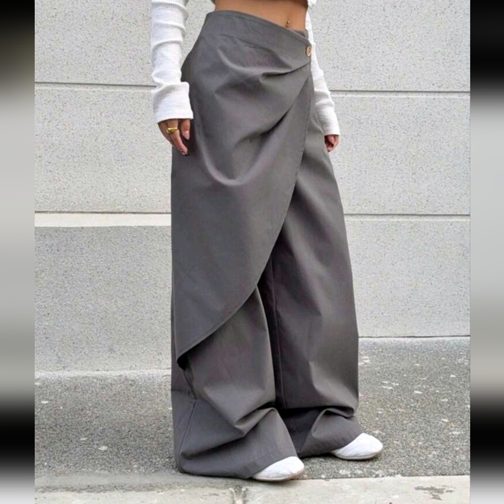 Gray Wide-Leg Wrap Pants - Picture 3 of 4